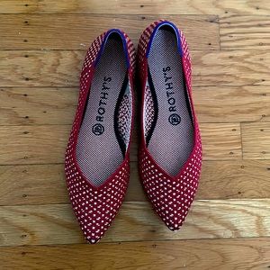 Rothy’s The Point in Apple Red honeycomb print